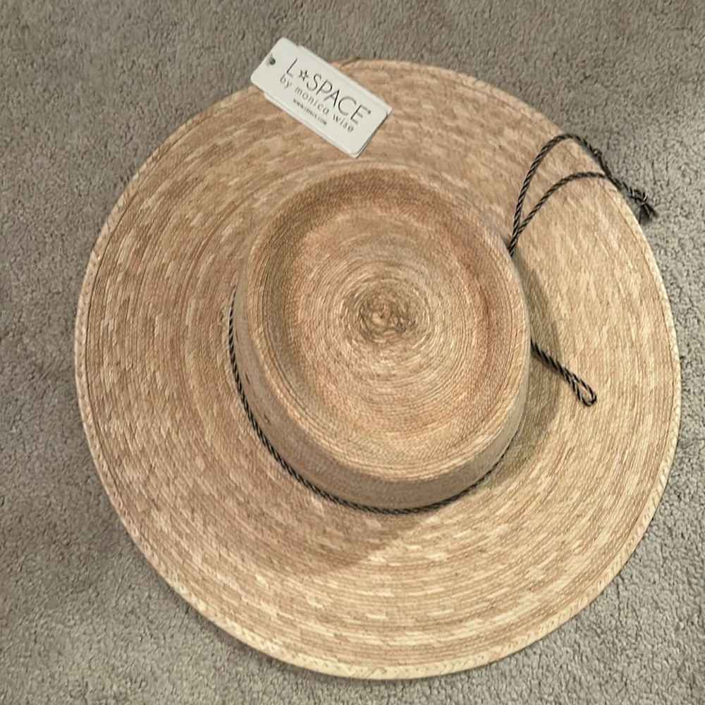 New Lspace Wayne hat with tags